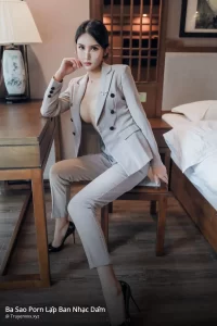 Ba Sao Porn Lập Ban Nhạc Dâm