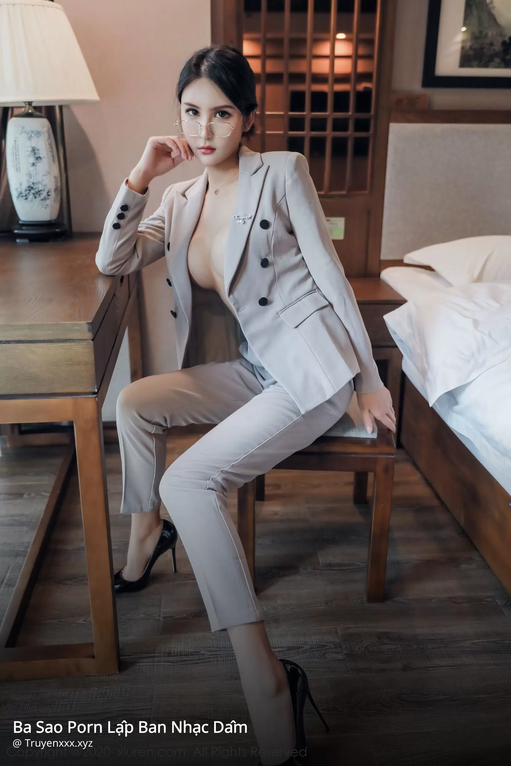 Ba Sao Porn Lập Ban Nhạc Dâm